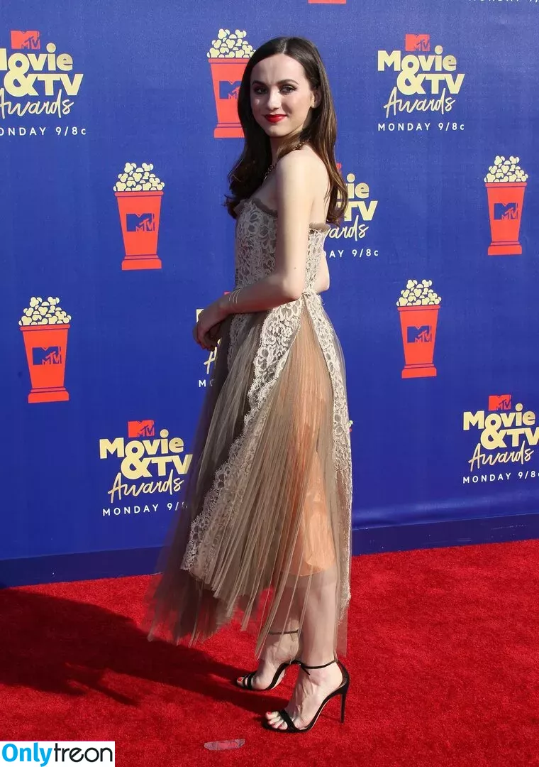 Maude Apatow голая photo #0090 (maudeapatow)