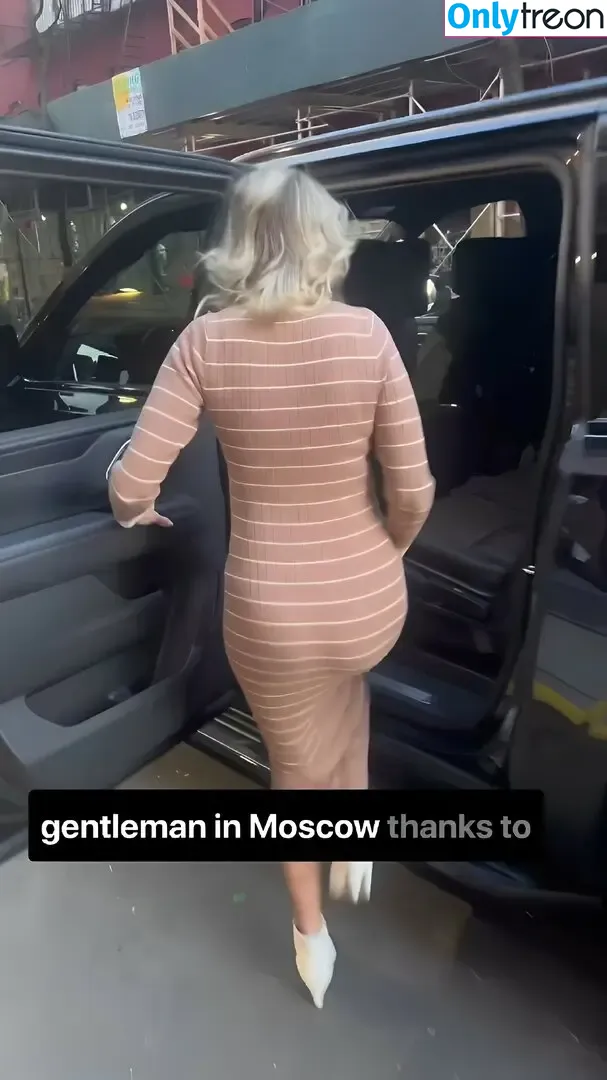 Maude Garrett nude photo #0010 (geekbomb / maudegarrett)