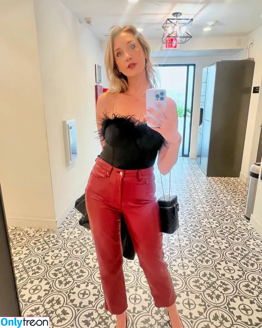 Maude Garrett nude photo #0033 (geekbomb / maudegarrett)