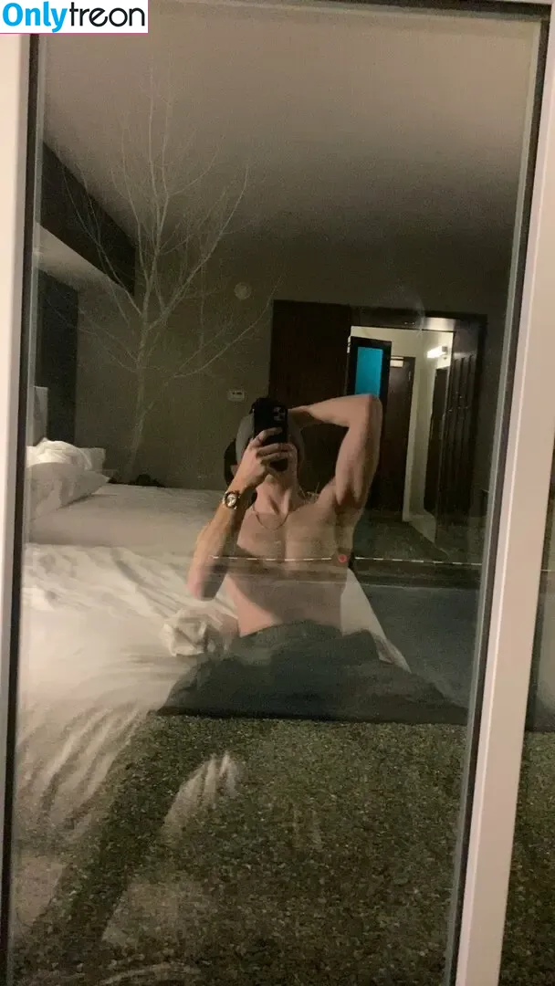 maxisfree nude photo #0001 (maxisfree_)
