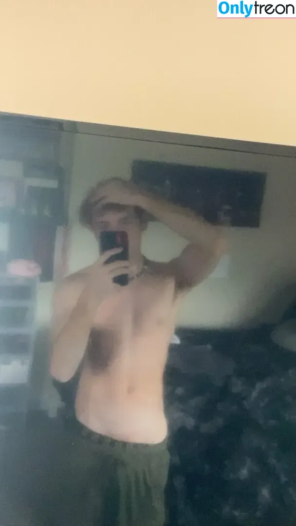 maxisfree голая photo #0006 (maxisfree_)