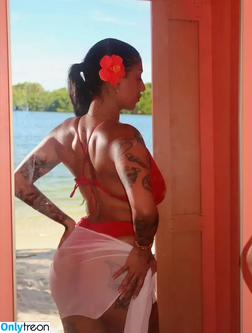 May Bakshi голая photo #0990 (maybakshi_)