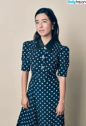 Maya Erskine / mayaerskine фото голая #0024
