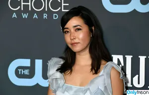 Maya Erskine / mayaerskine фото голая #0025