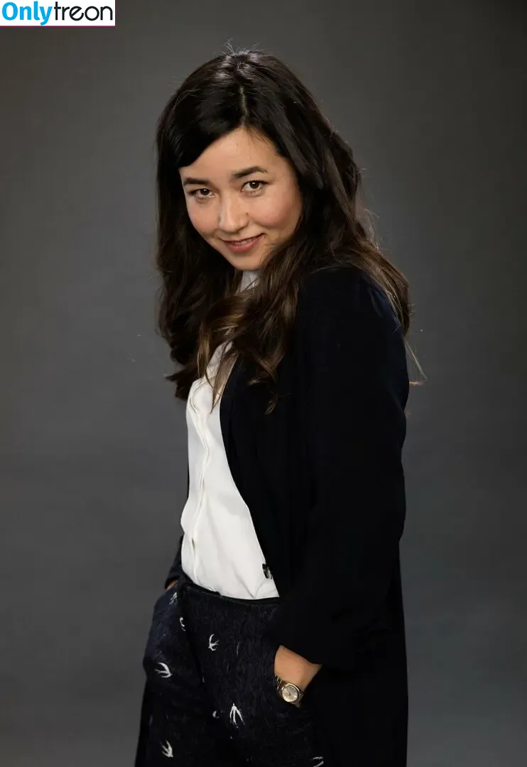 Maya Erskine голая photo #0015 (mayaerskine)