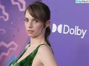 Maya Hawke / maya_hawke / neohawk2 nude photo #0710