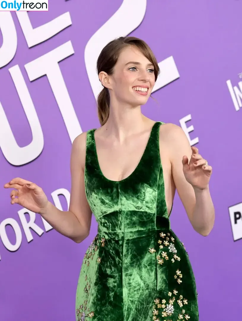 Maya Hawke nude photo #0688 (maya_hawke / neohawk2)