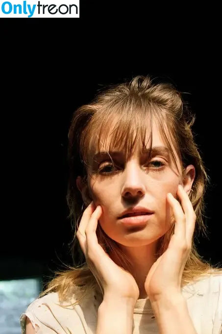 Maya Hawke nude photo #0830 (maya_hawke / neohawk2)