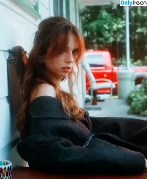 Maya Hawke / maya_hawke / neohawk2 nude photo #1042