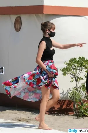 Maya Hawke / maya_hawke / neohawk2 nude photo #1057