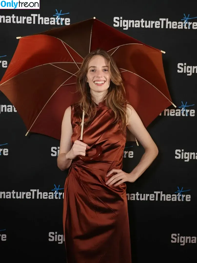Maya Hawke голая photo #1032 (maya_hawke / neohawk2)