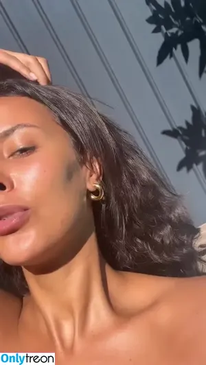 Maya Jama / mayajama nude photo #1374