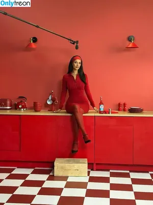 Maya Jama / mayajama фото голая #1689