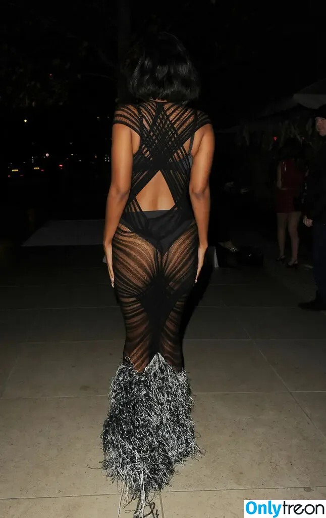Maya Jama nude photo #1673 (mayajama)