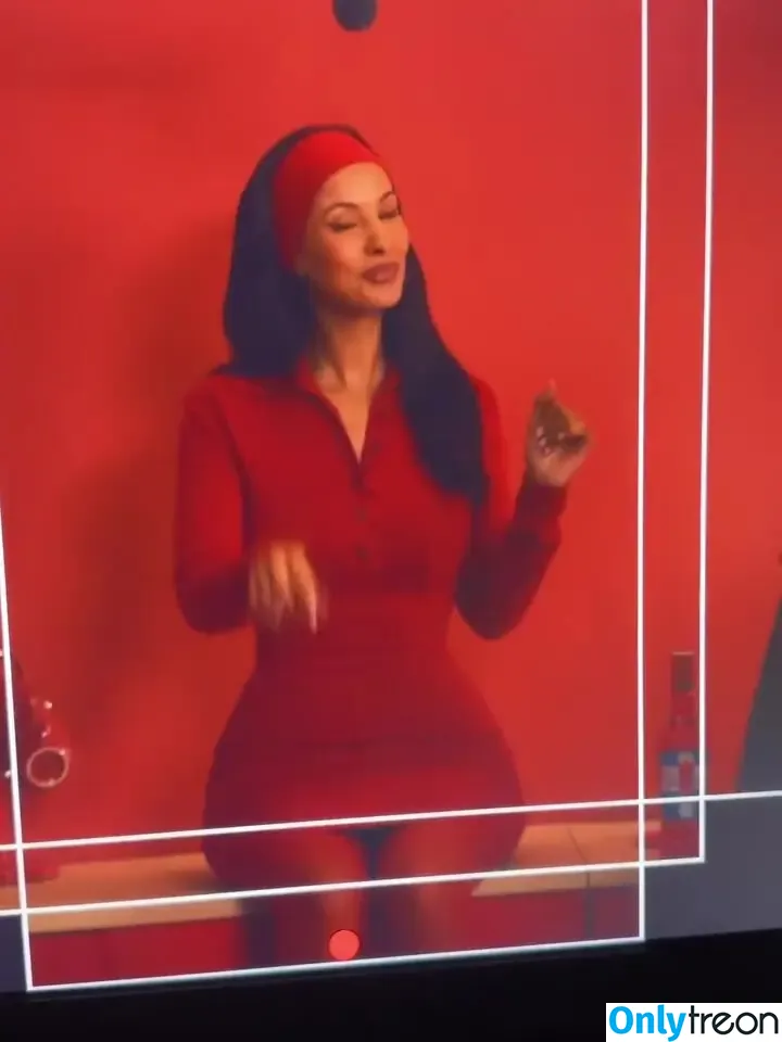 Maya Jama nude photo #1687 (mayajama)