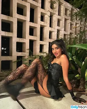 Maya Mayanalluri / maya.rena / mayanalluri nude photo #0010