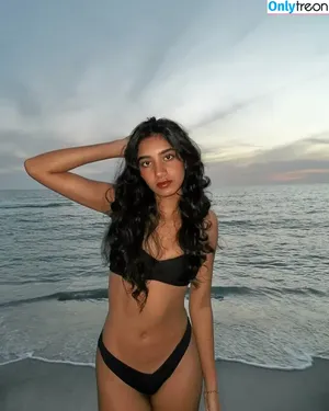 Maya Mayanalluri / maya.rena / mayanalluri nude photo #0020