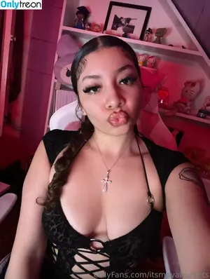 Mayabuckets nude