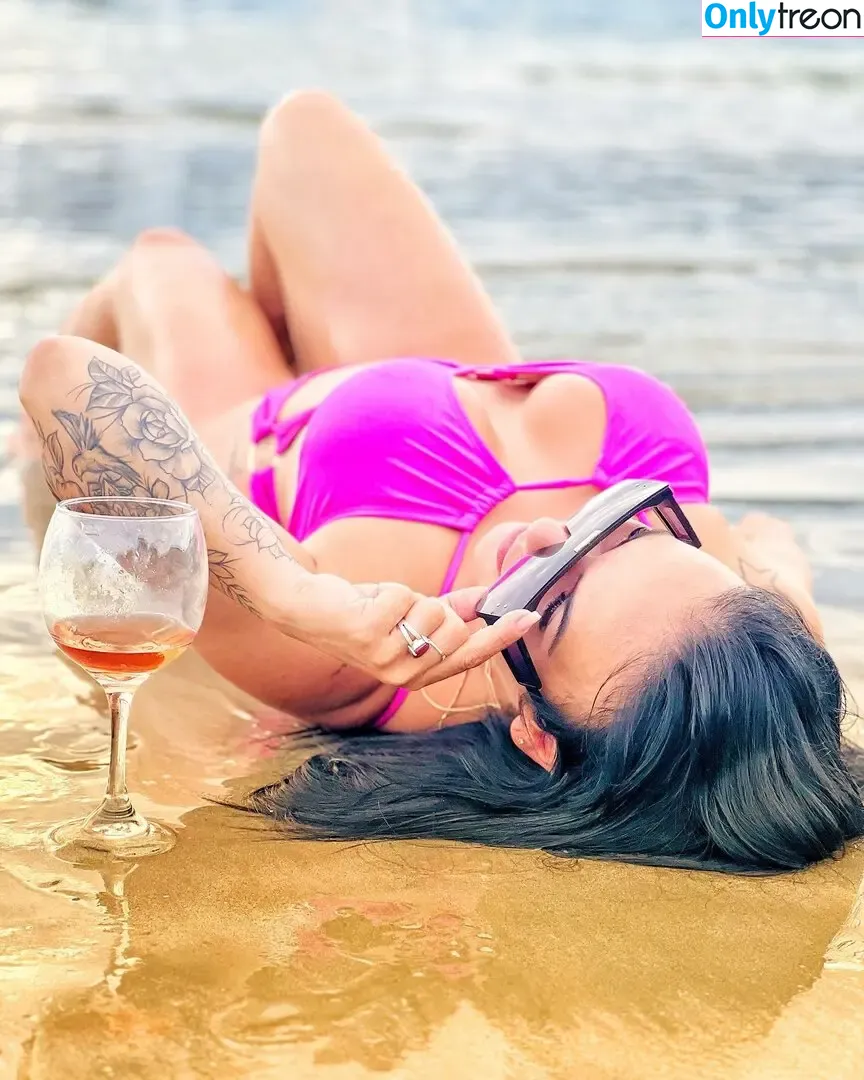 Mayara Franco nude photo #0002 (franco.maya / mayaraaafranco)