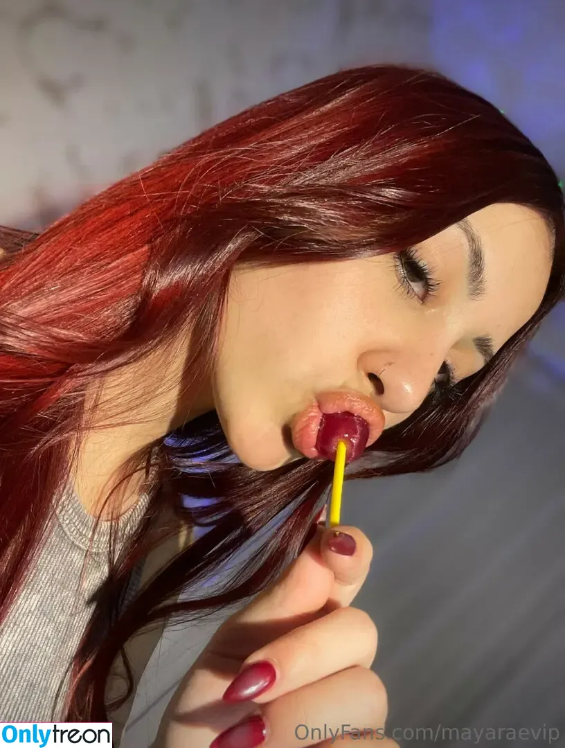 mayaraaee nude photo #0106 (isaswan11 / maya / mayaraeee)