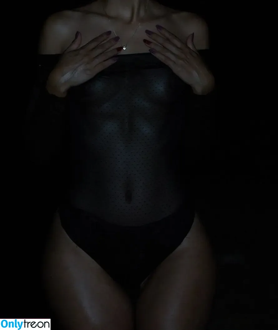 mayau nude photo #0032 (mayanu_)