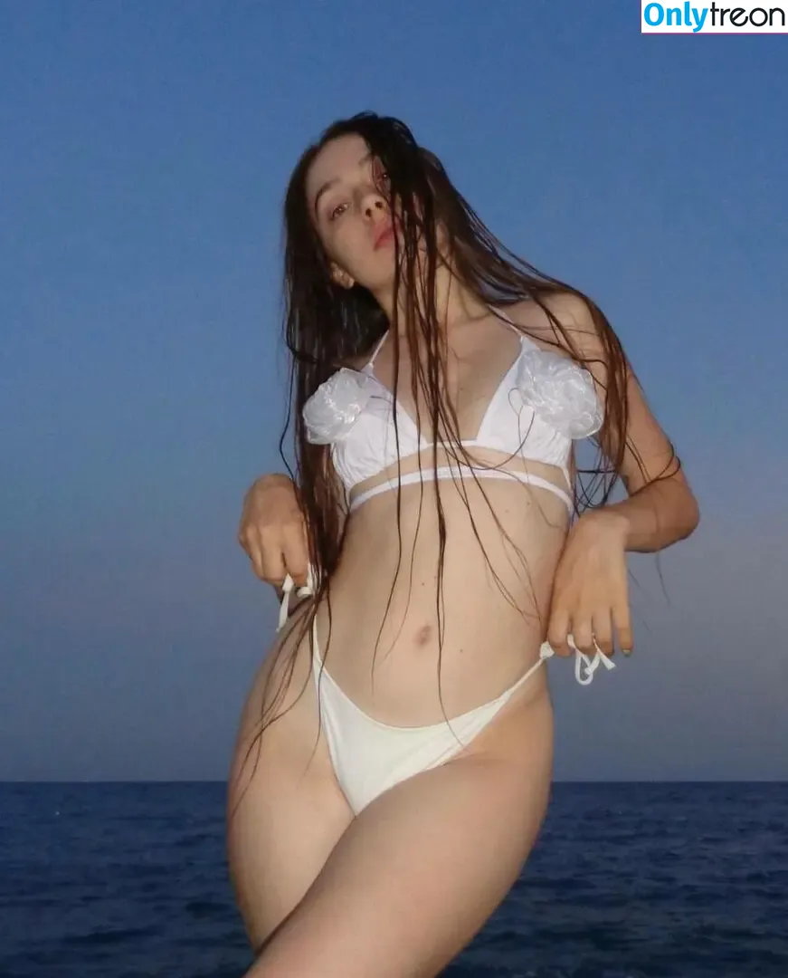 Maybe Baby nude photo #0026 (_maybe_._._baby_ / maybe_baby)