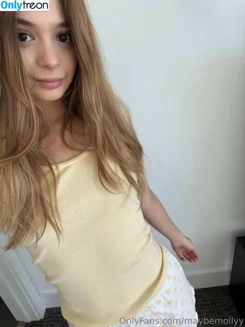 maybemollyy nude photo #0808 (Molly Little / maybemollyyy)