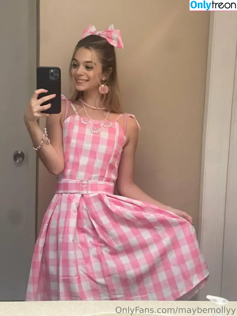 maybemollyy nude photo #0912 (Molly Little / maybemollyyy)
