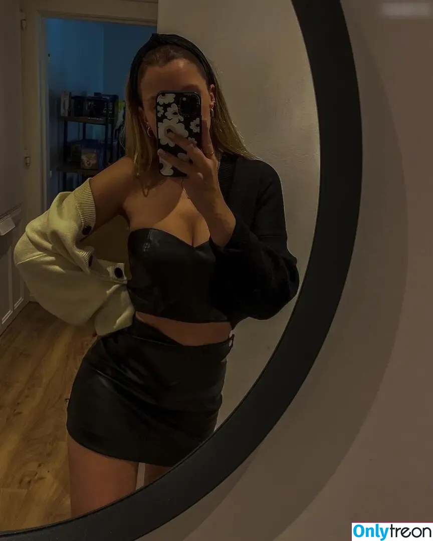 Mayo Dee nude photo #0030 (mayo_dee)