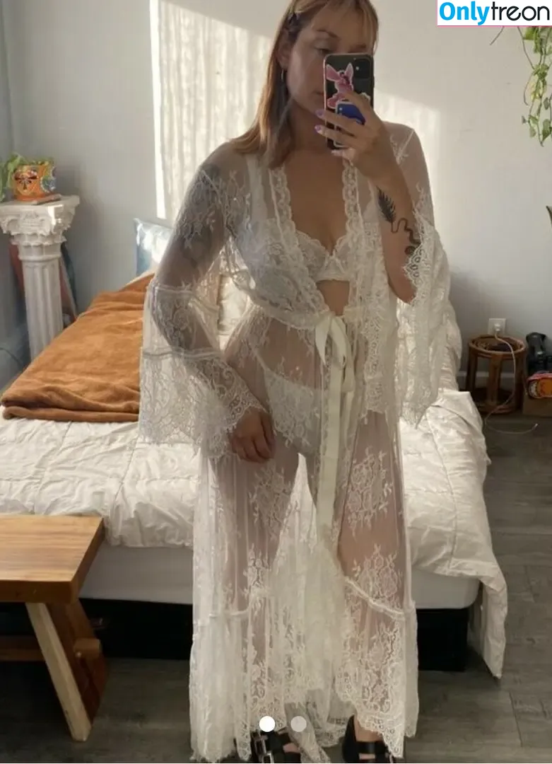 Mazzyy голая photo #0001 (sierra.rayl)