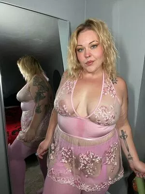mcjigglezzz / mcjigglezz nude photo #0038