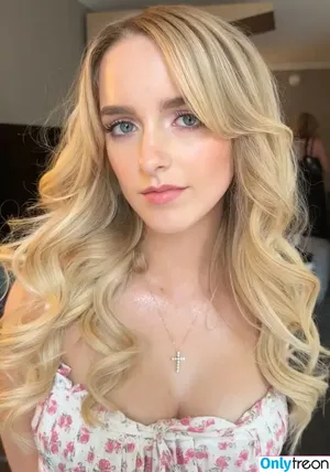 Mckenna Grace / mckennagrace / mckennagraceful nude photo #0140