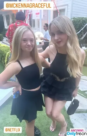 Mckenna Grace / mckennagrace / mckennagraceful nude photo #0254