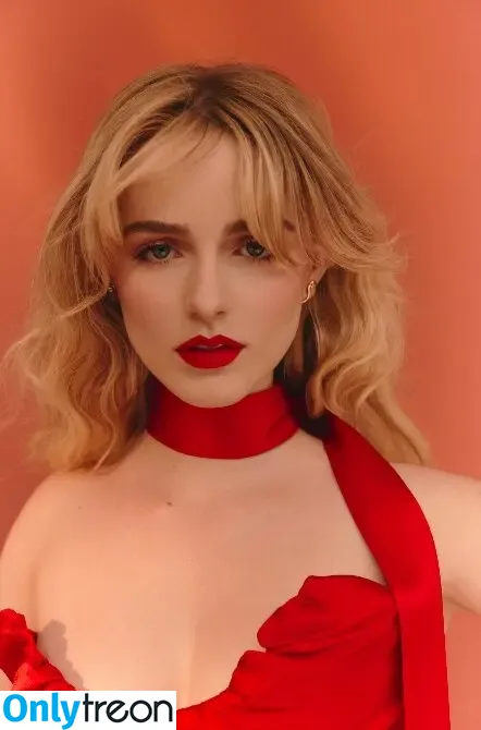 Mckenna Grace nude photo #0192 (mckennagrace / mckennagraceful)