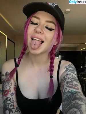 Meaganwtf / sexxytowwifey8990 nude photo #0002