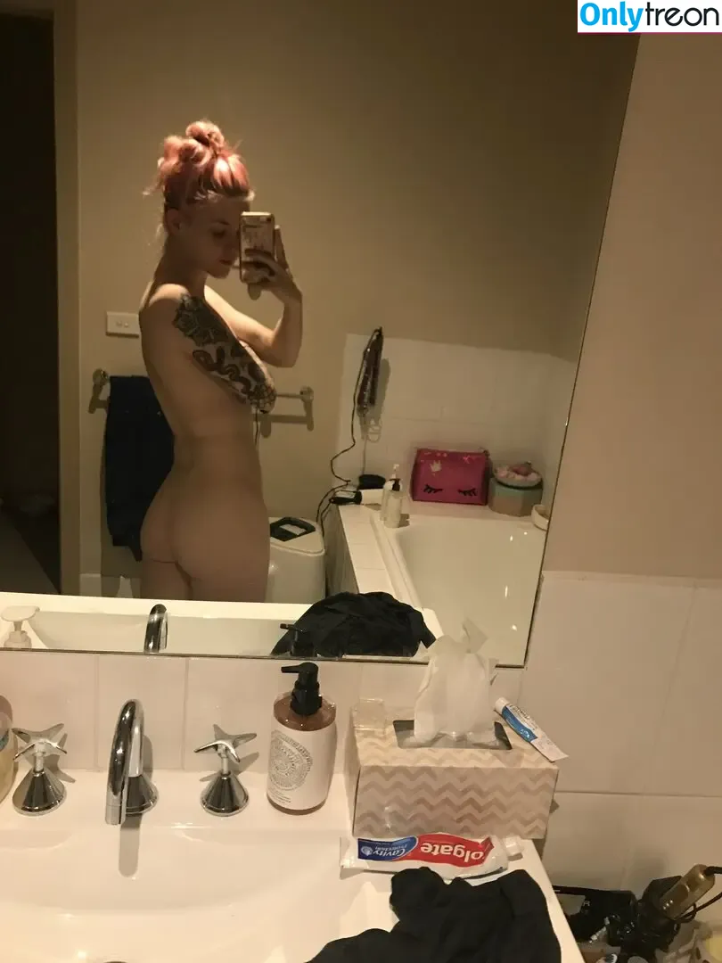 Meaganwtf nude photo #0010 (sexxytowwifey8990)