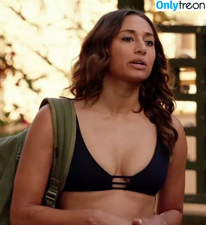 Meaghan Rath nude photo #0111 (meaghanrath)