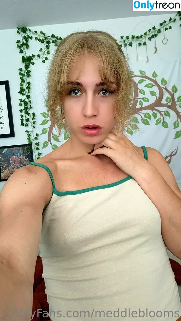meddleblooms nude photo #0117 (minnablooms)