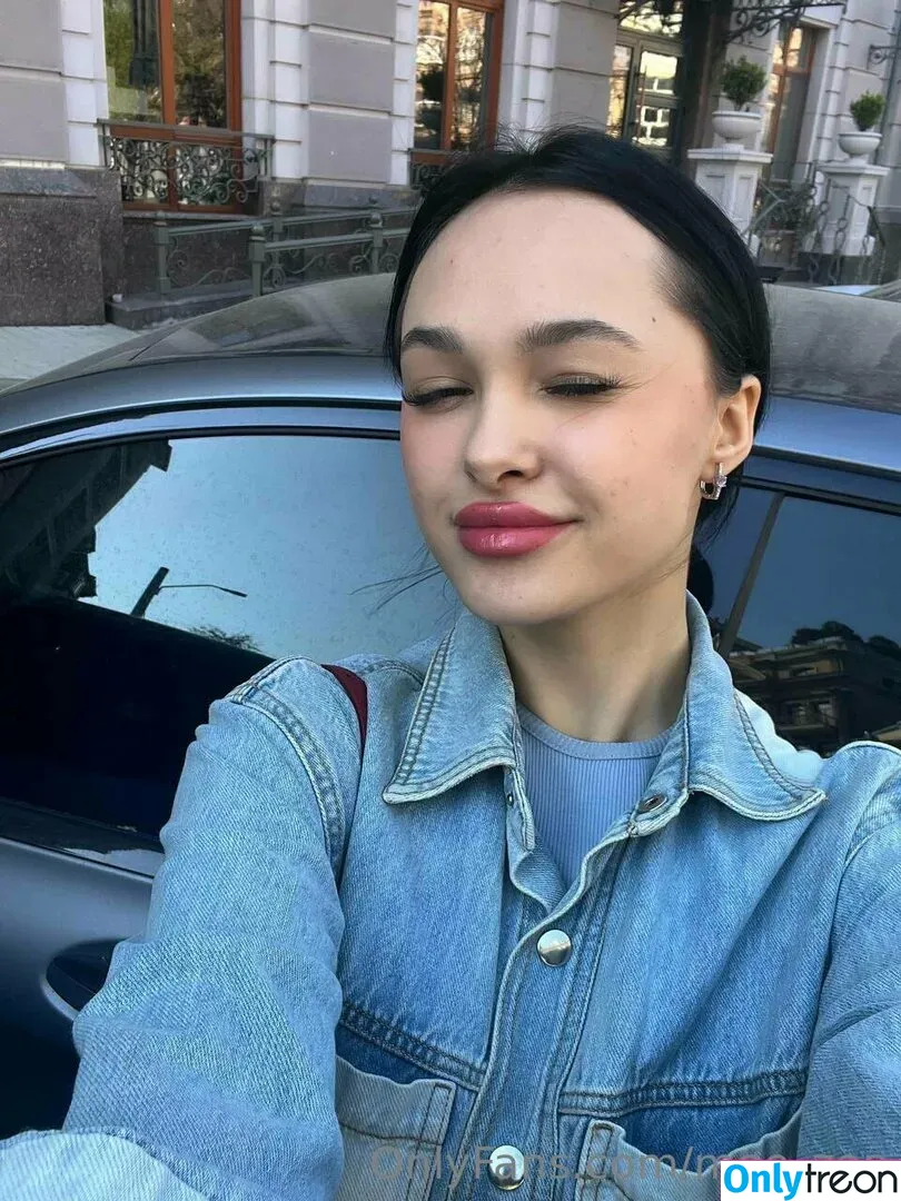 mee_zee голая photo #0024 (mee_zee)