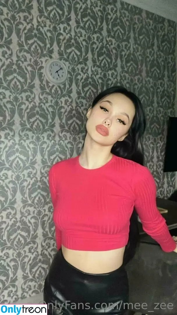 mee_zee nude photo #0029 (mee_zee)