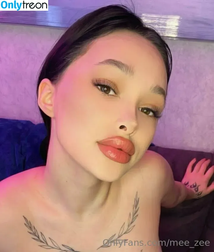 mee_zee nude photo #0031 (mee_zee)