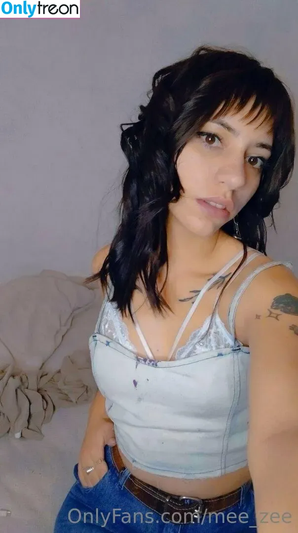 mee_zee nude photo #0073 (mee_zee)