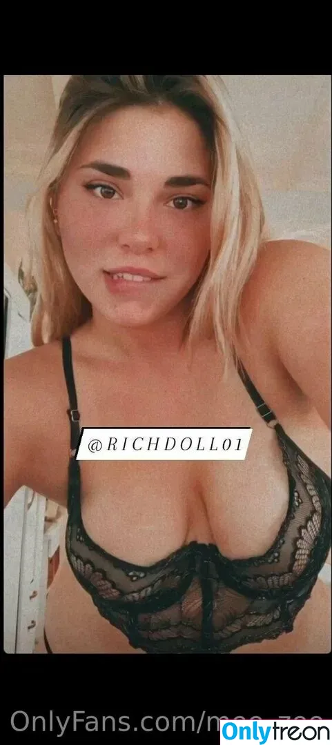 mee_zee nude photo #0178 (mee_zee)