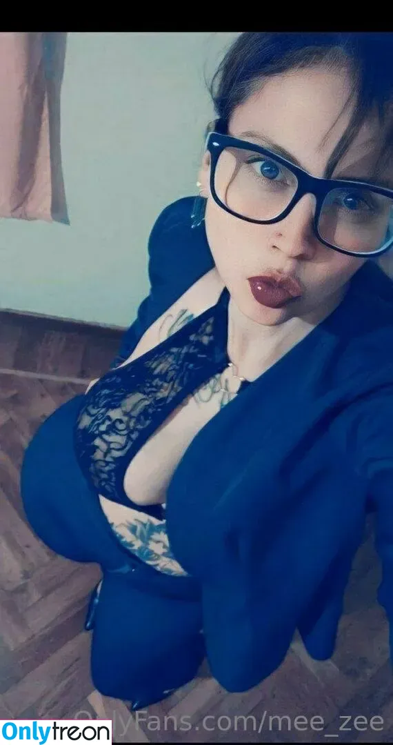 mee_zee nude photo #0257 (mee_zee)