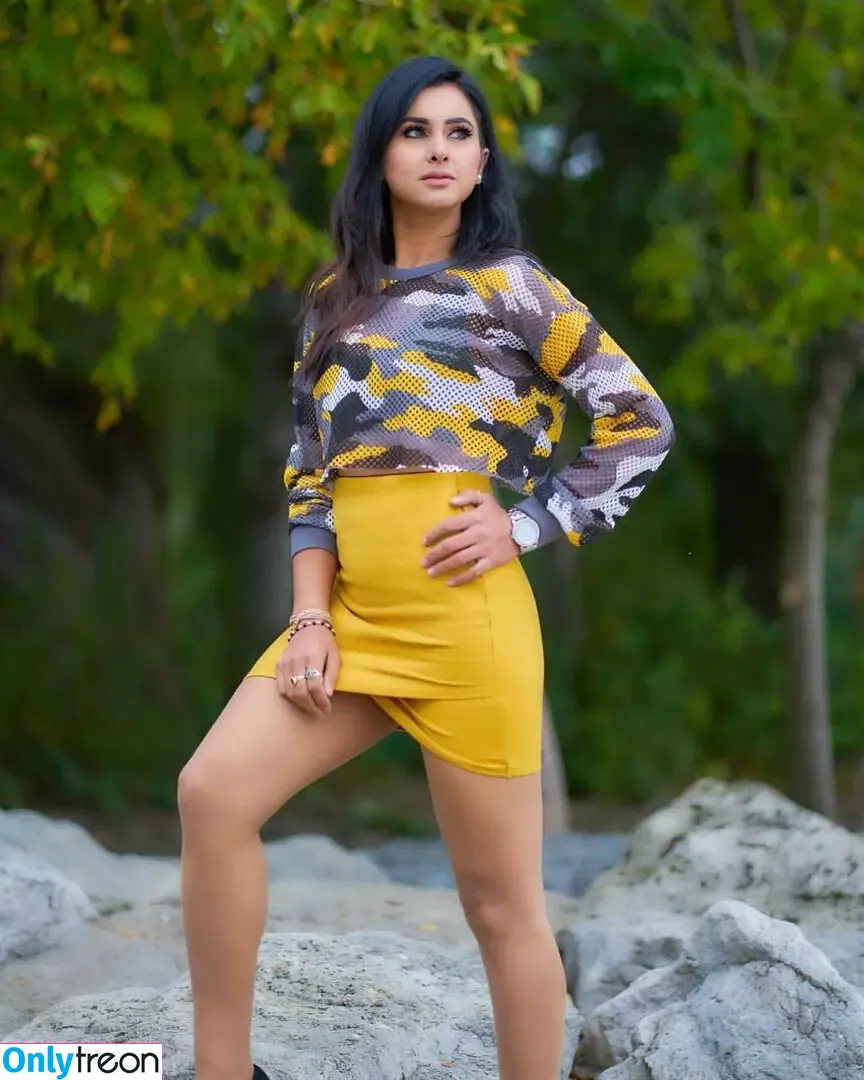 Meetii Kalher nude photo #0860 (meetiikalher)