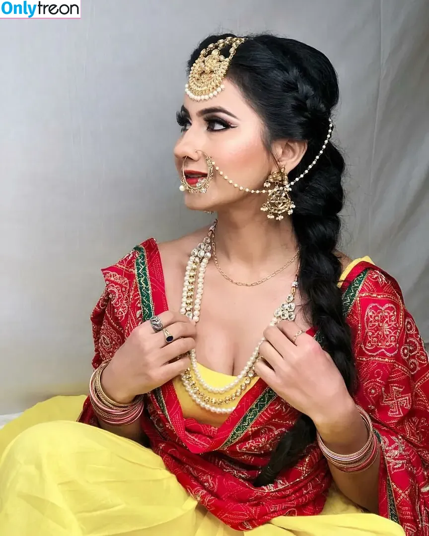 Meetii Kalher nude photo #1085 (meetiikalher)