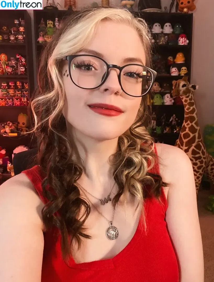 Meg Kaylee nude photo #0152 (meg_kaylee / megkaylee)