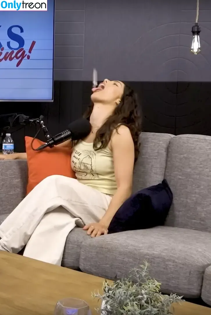 Megan Batoon nude photo #0051 (meganbatoon)