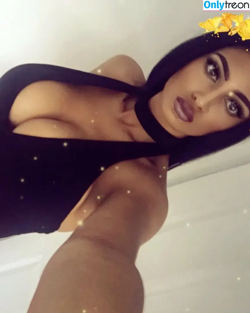 Megan Elwell nude photo #0021 (kayqueeen / meganelwell / meganelwell_)