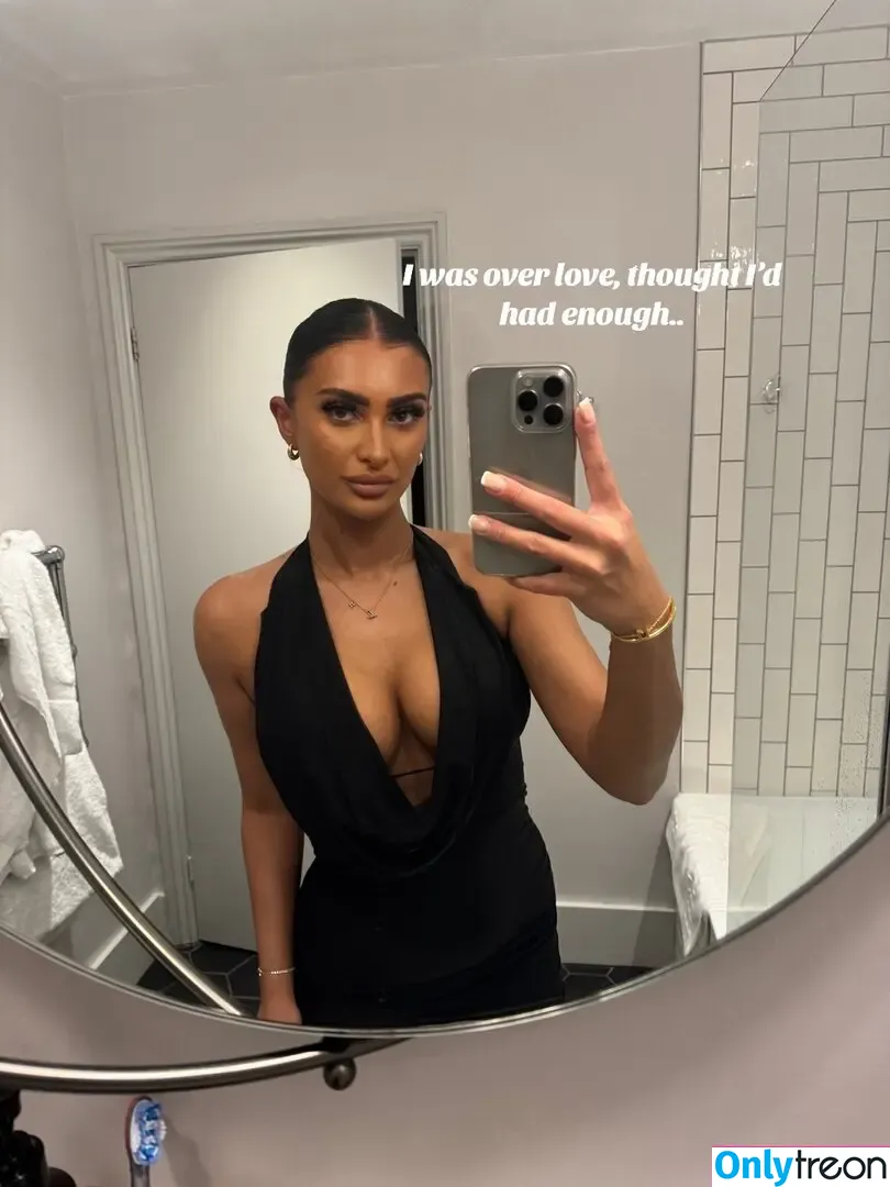 Megan Elwell голая photo #0043 (kayqueeen / meganelwell / meganelwell_)